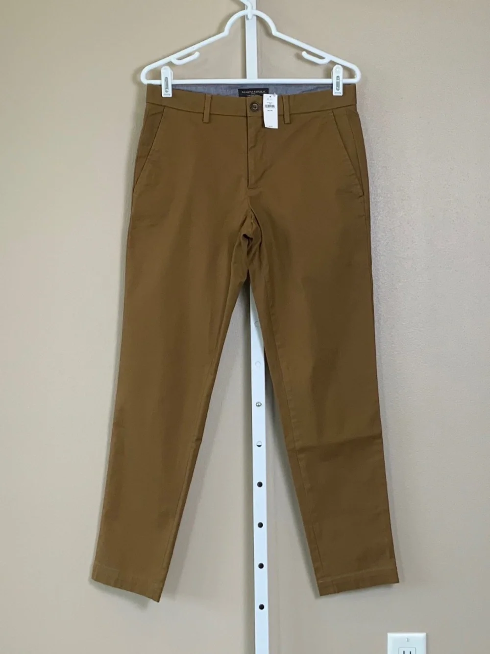 Banana Republic Mason Athletic Fit Chino Pants